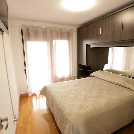 Apartament Vivienda Turistica Lore Artian. *