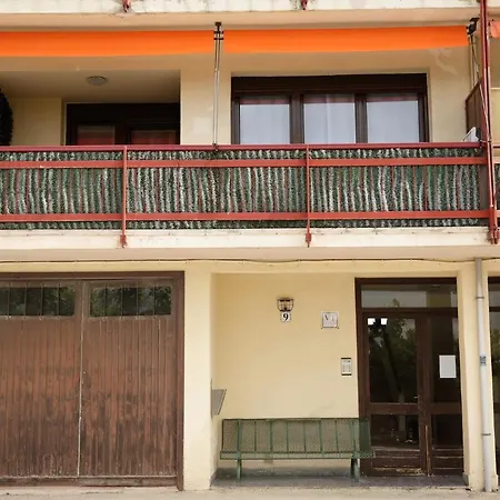 Vivienda Turistica Lore Artian. La Guardia