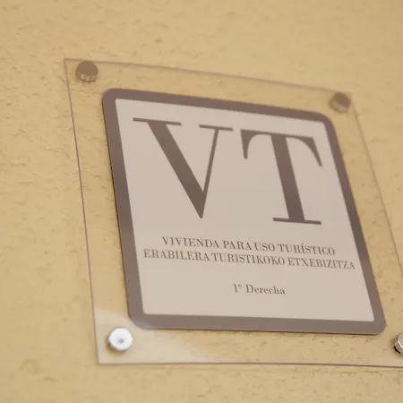 Vivienda Turistica Lore Artian.