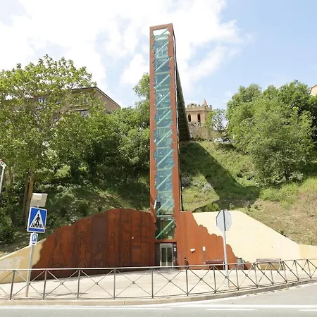 아파트 Vivienda Turistica Lore Artian. La Guardia