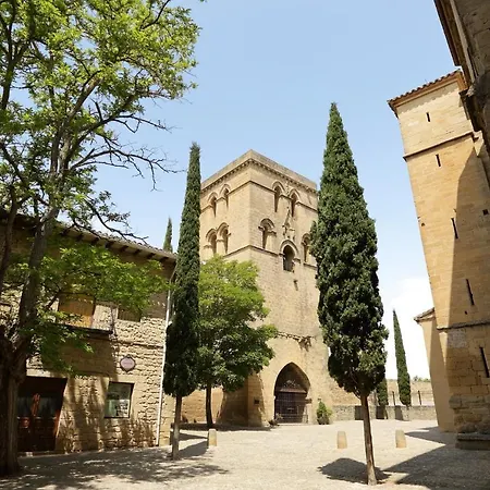 Vivienda Turistica Lore Artian.