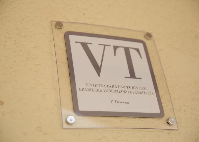 Vivienda Turistica Lore Artian.