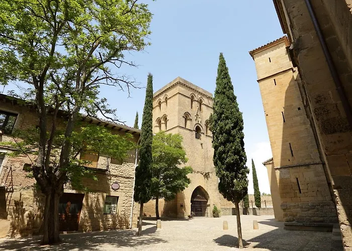 Vivienda Turistica Lore Artian.